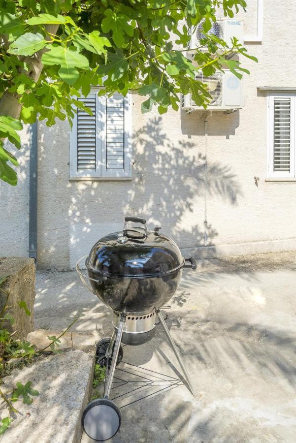 Apartments By The Sea Baska Voda, Makarska - 17570 外观 照片